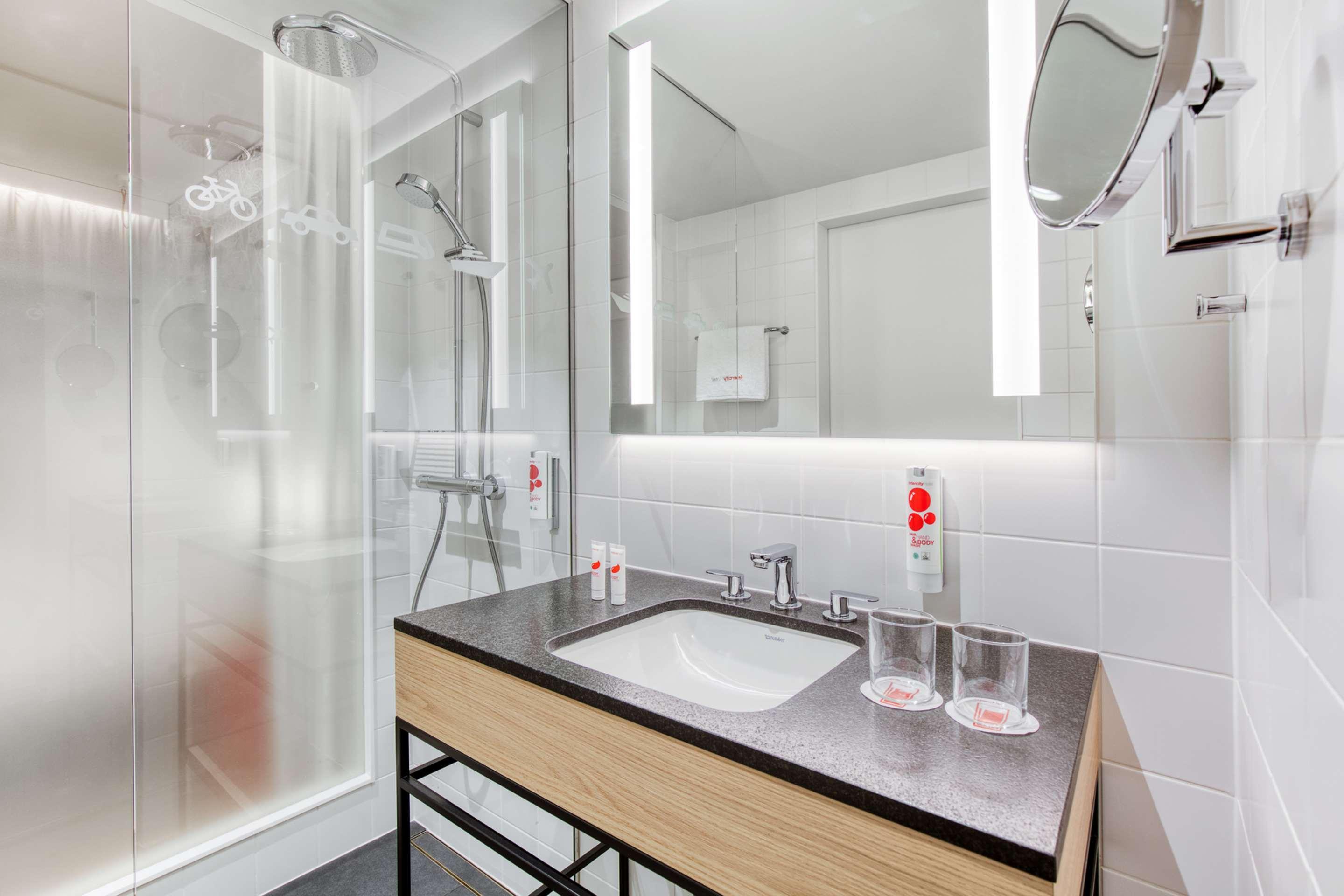 Intercityhotel Hamburg-Barmbek מראה חיצוני תמונה