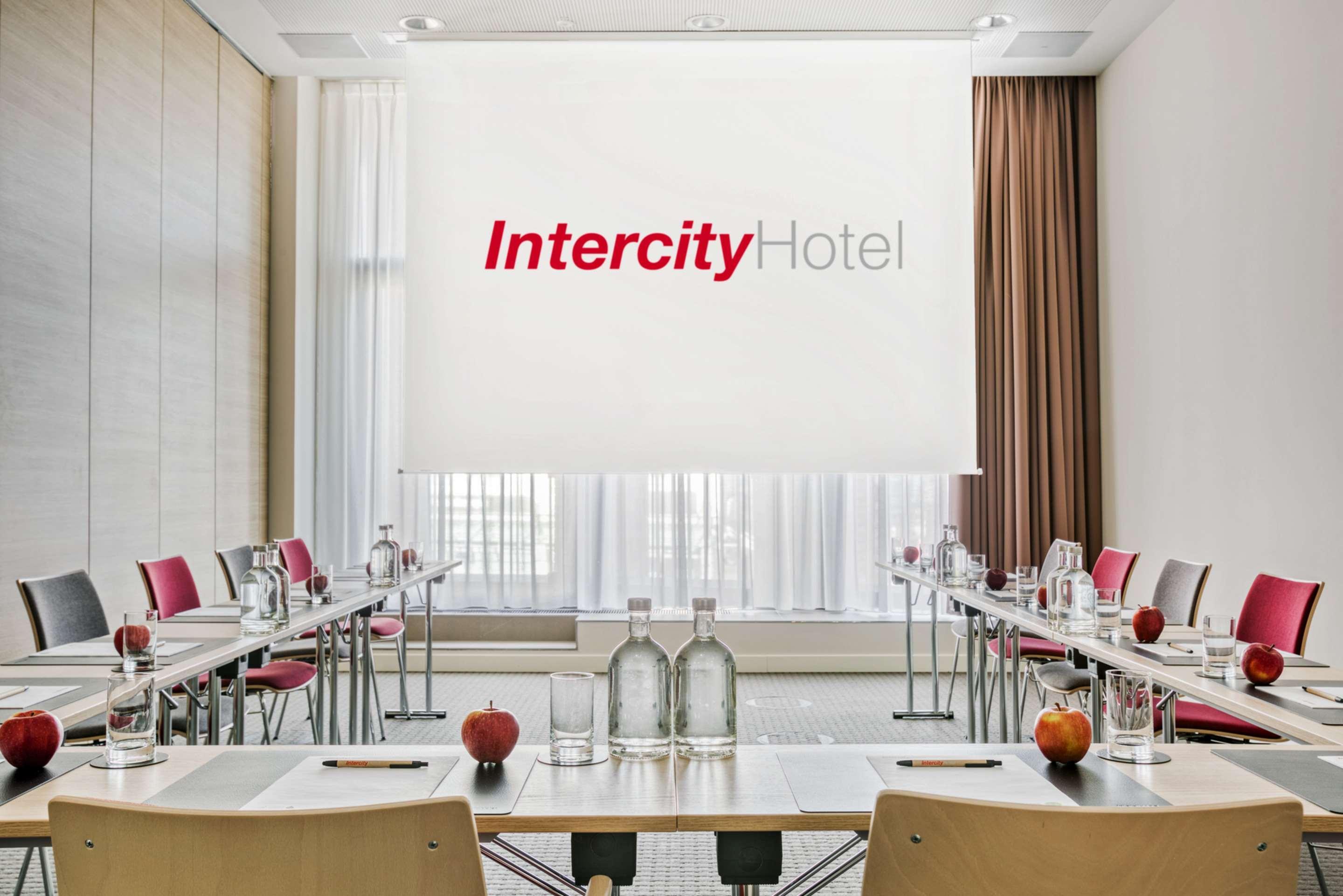 Intercityhotel Hamburg-Barmbek מראה חיצוני תמונה