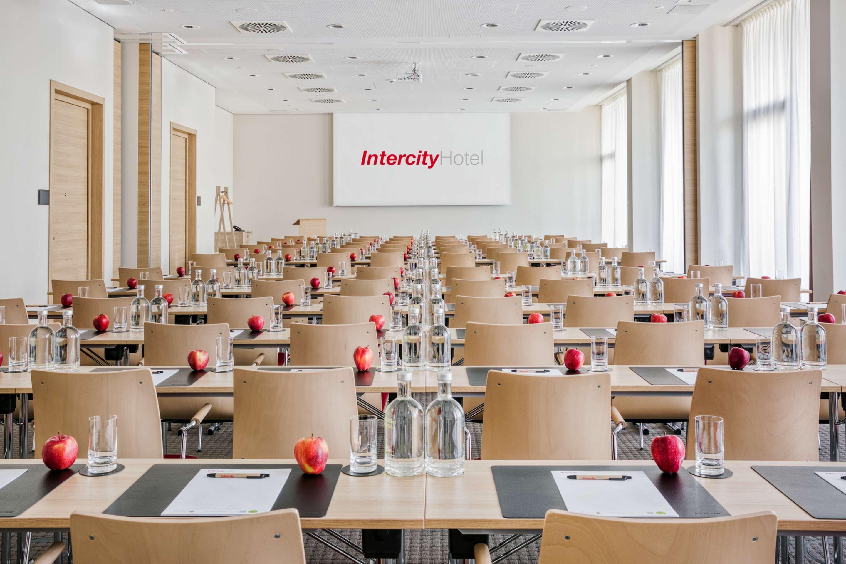 Intercityhotel Hamburg-Barmbek מראה חיצוני תמונה