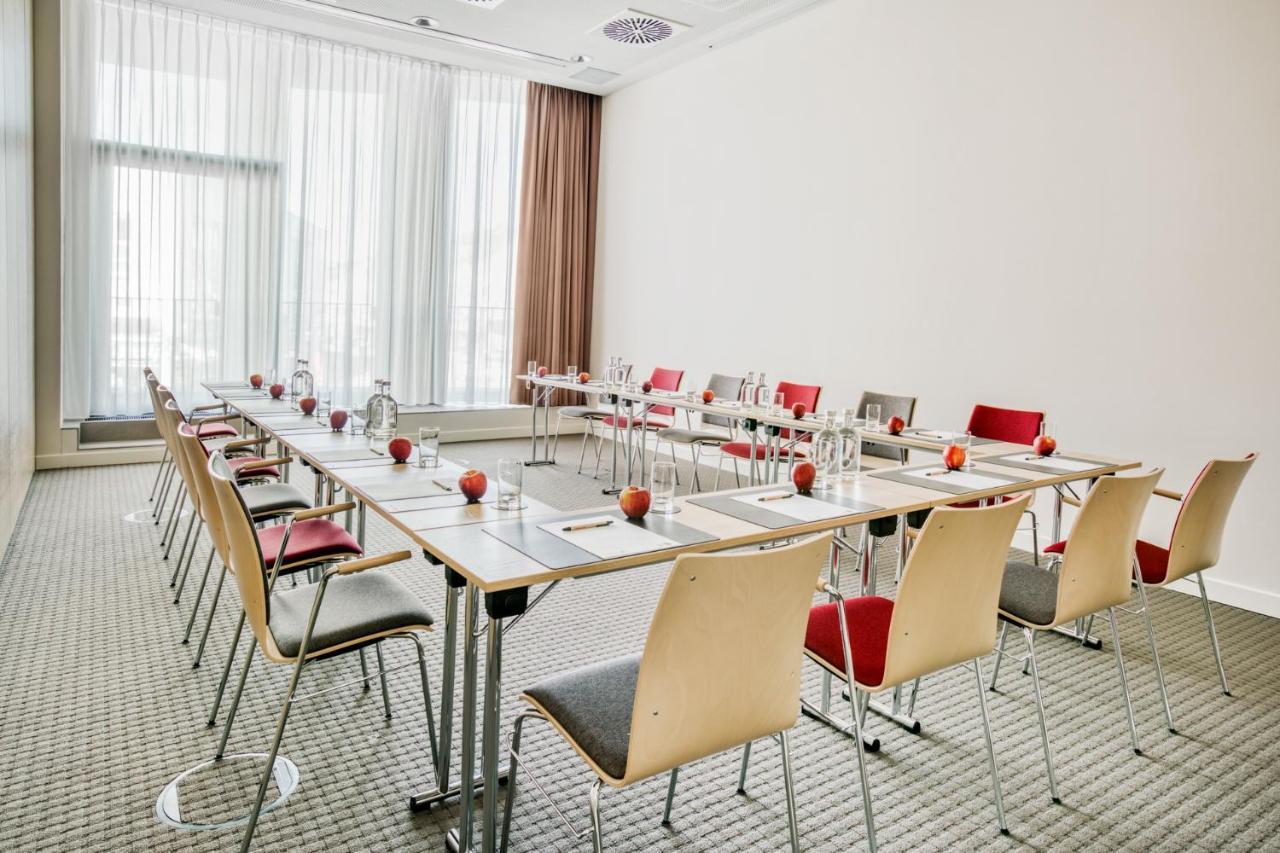 Intercityhotel Hamburg-Barmbek מראה חיצוני תמונה